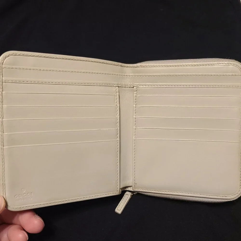 Gucci Microguccissima Compact Wallet - Picture 12 of 12